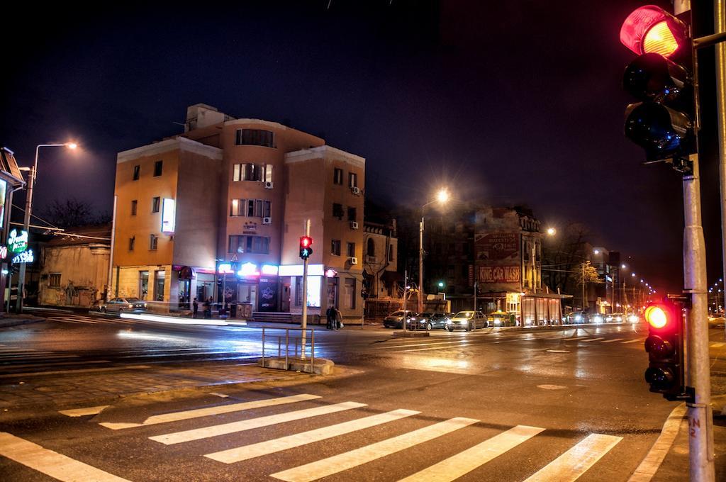 Hotel Stars Bukarest Exterior foto